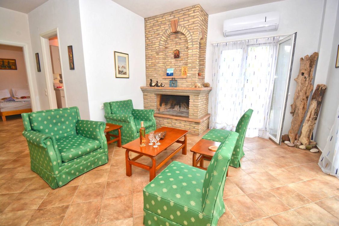 ADIOMAR COTTAGE