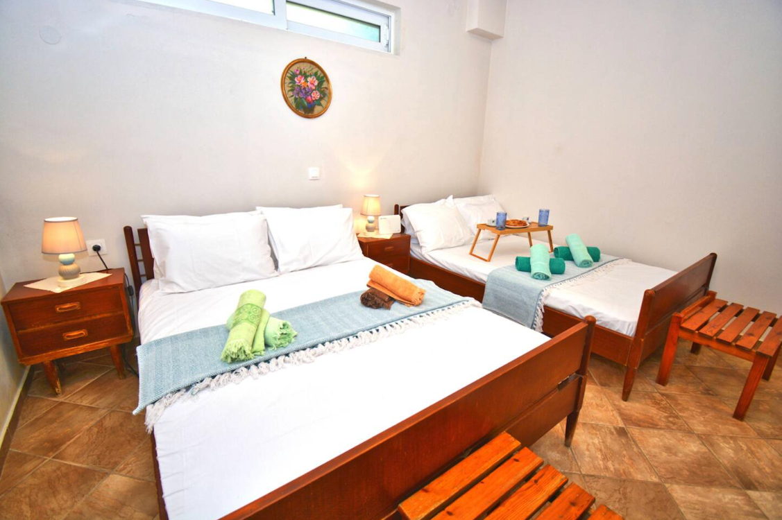 ADIOMAR COTTAGE